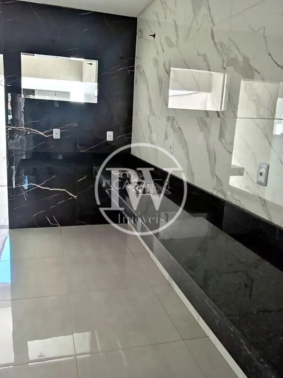 Casa Ampla com Sala Comercial  3 Quartos + Espaço para Negócio  170m² - Foto 5