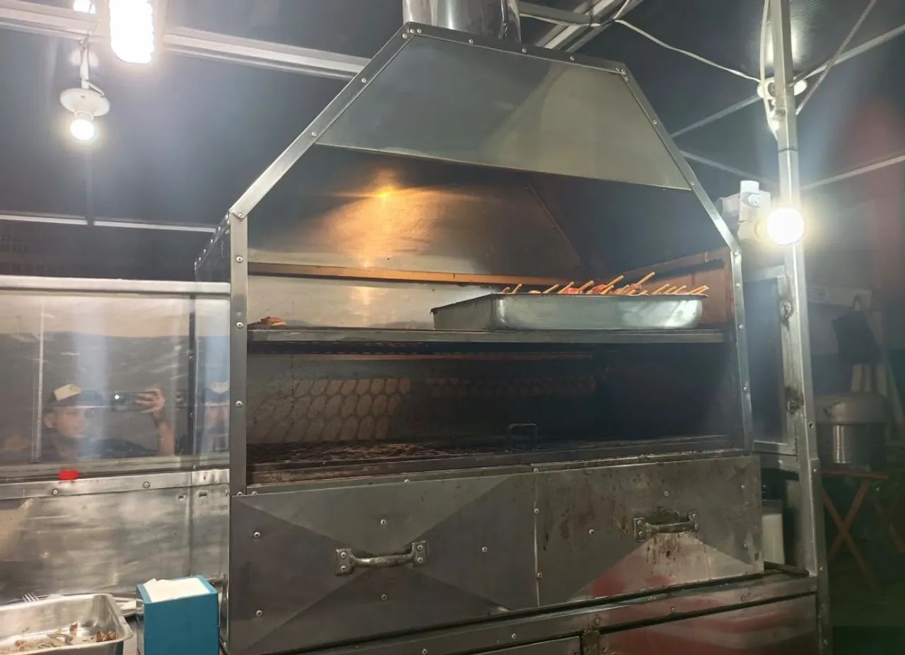 Trailer carrinho de churrasco 