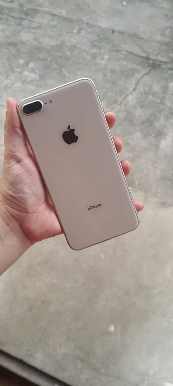 Vendo IPhone 8 Plus  - Foto 2