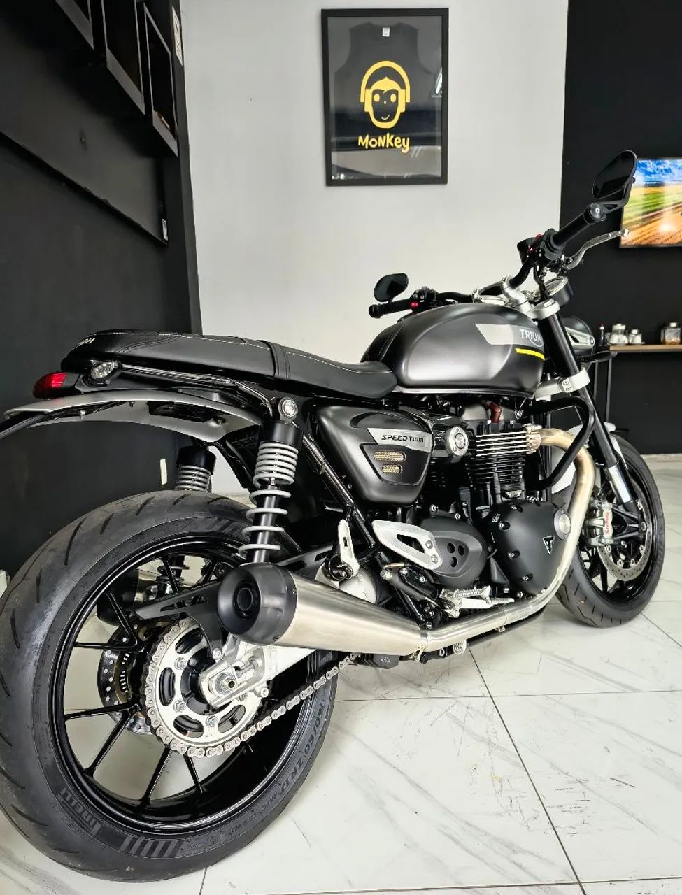 Triumph Speed Twin 1200 - Foto 3