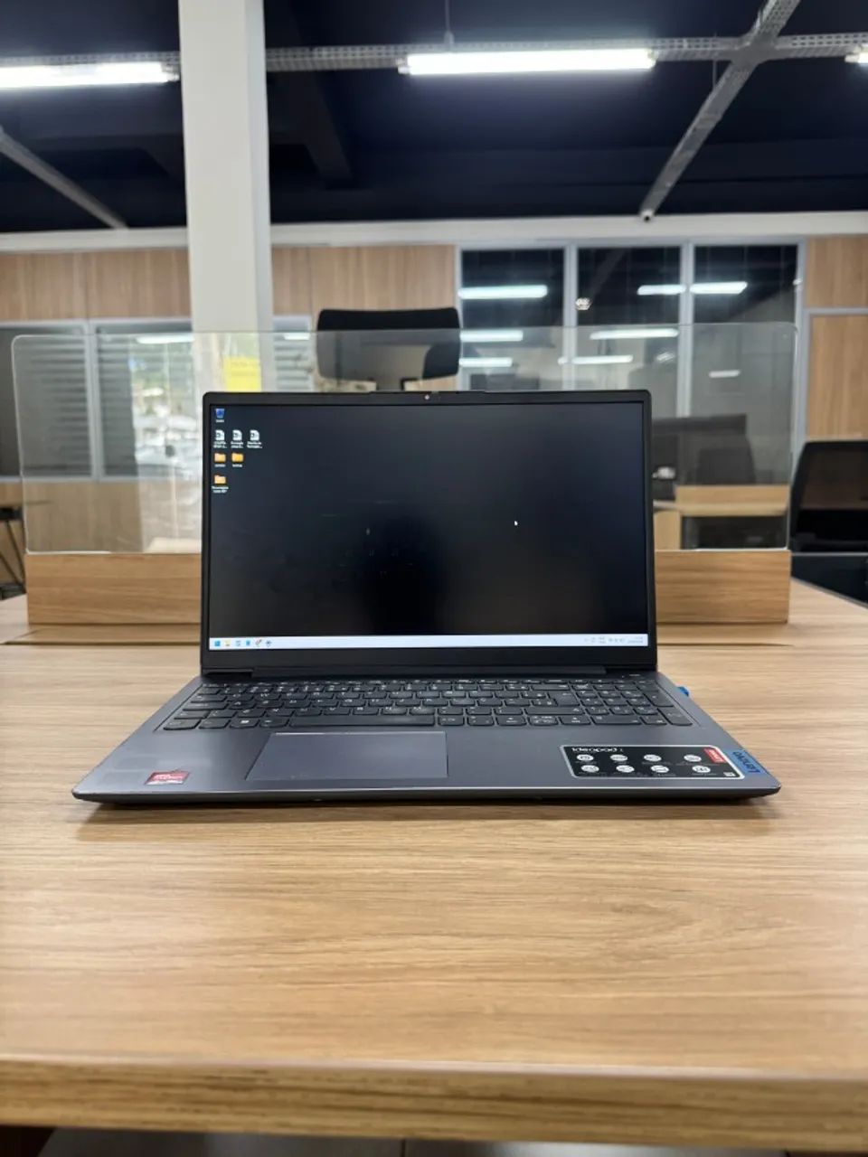 Notebook Lenovo i7 8GB + Placa de video - Foto 3