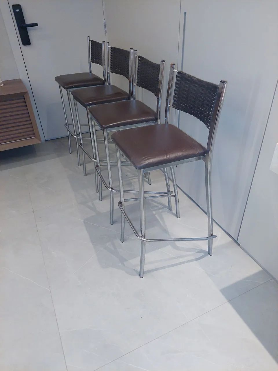 4 banquetas - Foto 2