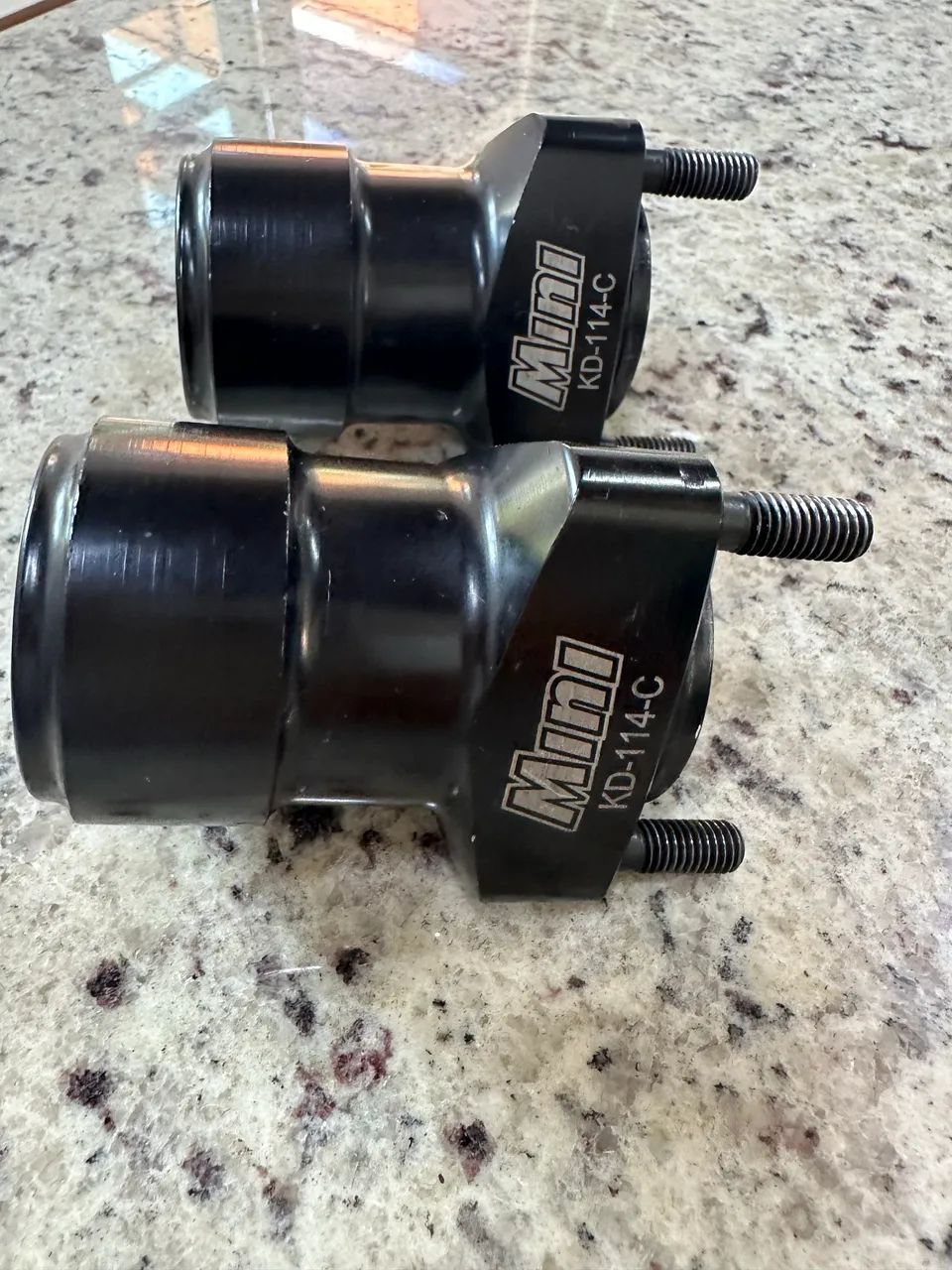 Cubo de alumínio de kart traseiro  - Foto 4