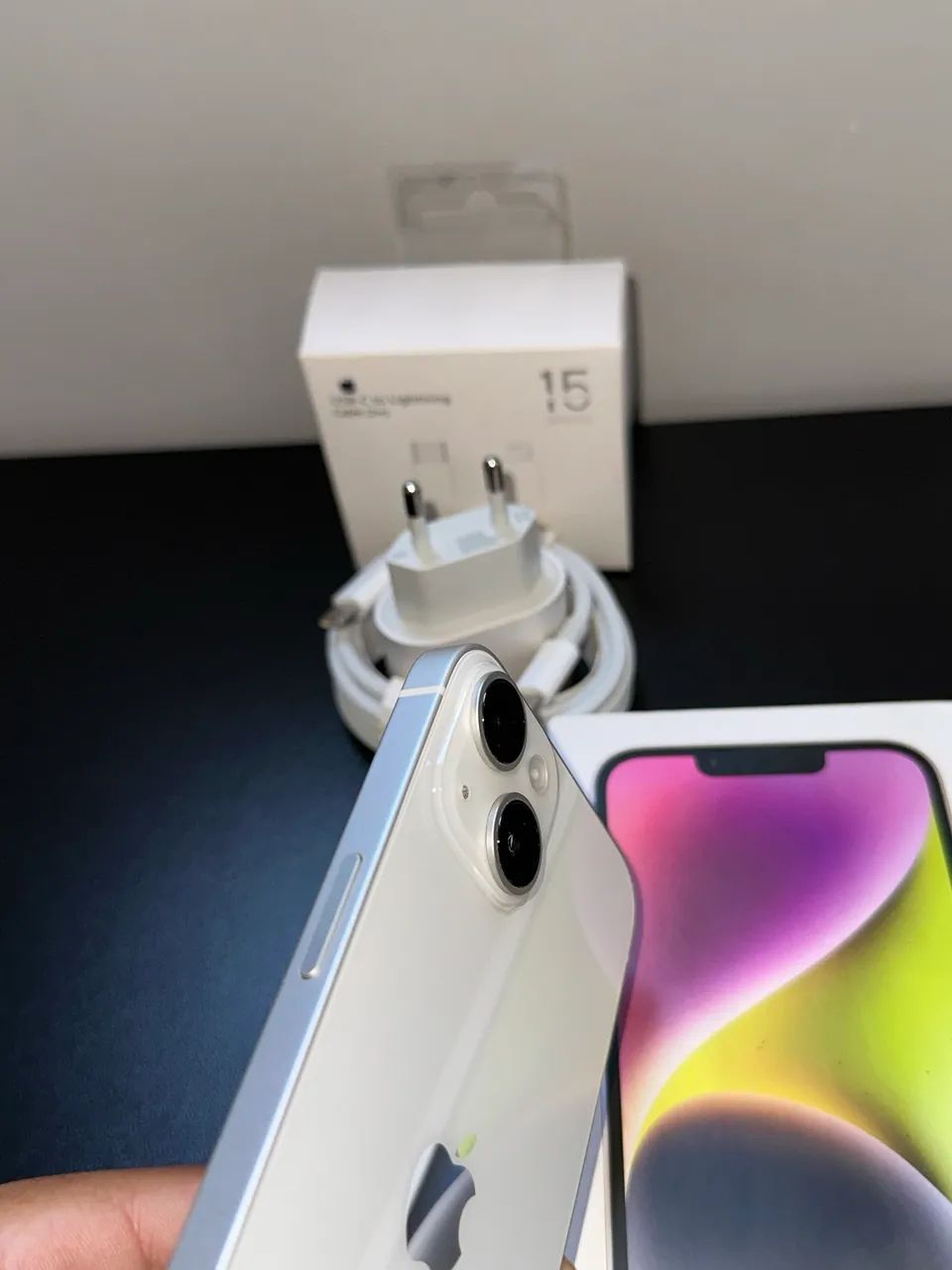iPhone 14 branco impecável novo  - Foto 4