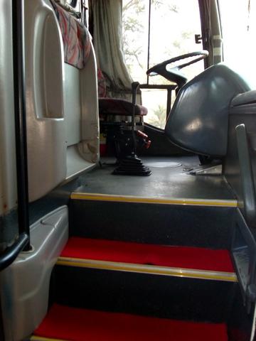 Ônibus rodoviário Comil 3.45 motor Mercedes O400 eletrônico ano 2000 46 lugares soft - Foto 13