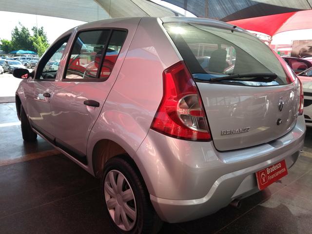 Sandero 1.0 2008/2009 Financio Aceito Troca Temos Palio Gol Punto Uno Siena Ka Celta Clio - Foto 2