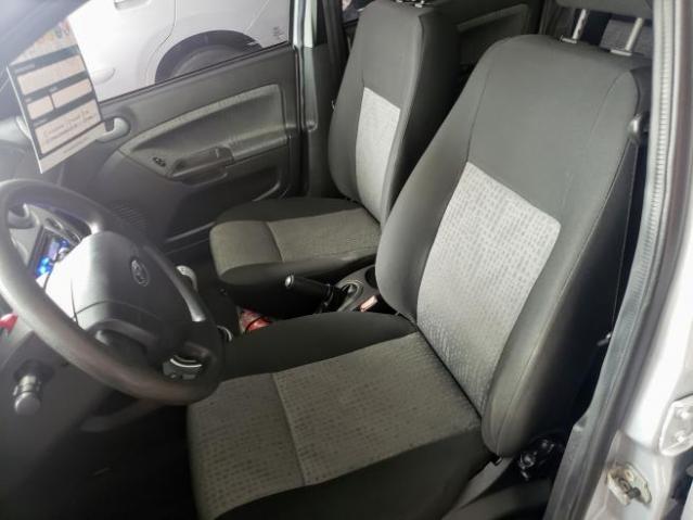 Ford Fiesta Sedan SE 1.6 Rocam (Flex) FLEX MANUAL - Foto 6