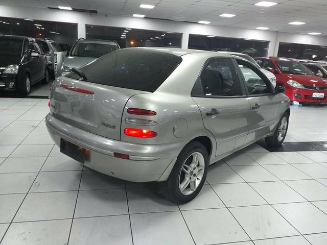 Fiat Bravo SX 1.6 - Completo\ 2003 Com APENAS 97 MIL KM - Foto 9