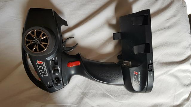 Traxxas Revo 3.3 TQi com ré - Foto 5