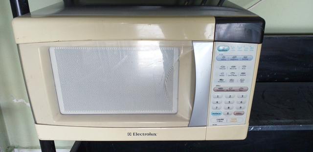 Microondas Electrolux 31L