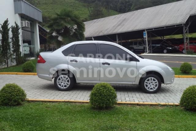 FORD FIESTA 2007/2008 1.0 MPI SEDAN 8V FLEX 4P MANUAL - Foto 3