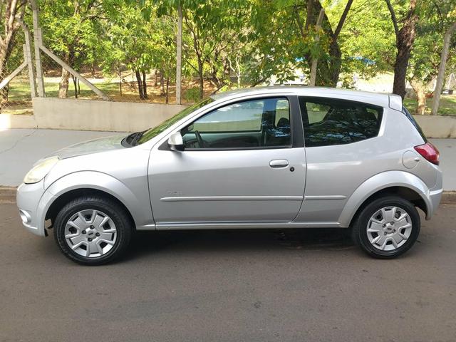 Ford ka ano 10 completo