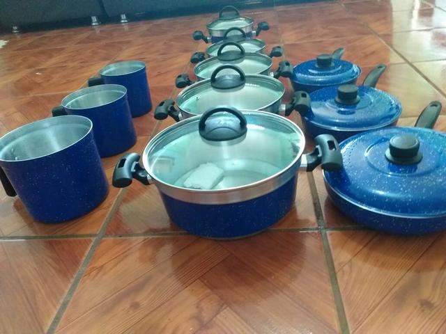 Kit com 11 peças com tampa de vidro