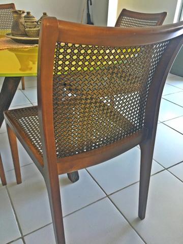Lindíssima mesa de jantar e e vidro temperado - Foto 2
