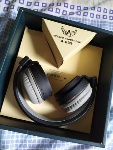 Headphone Bluetooth