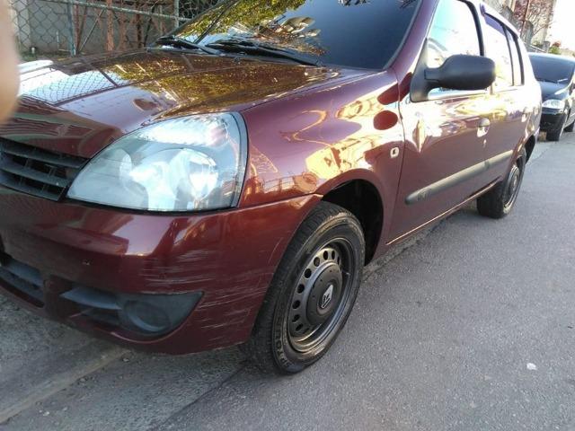Clio Sedãn 2006 - Foto 2