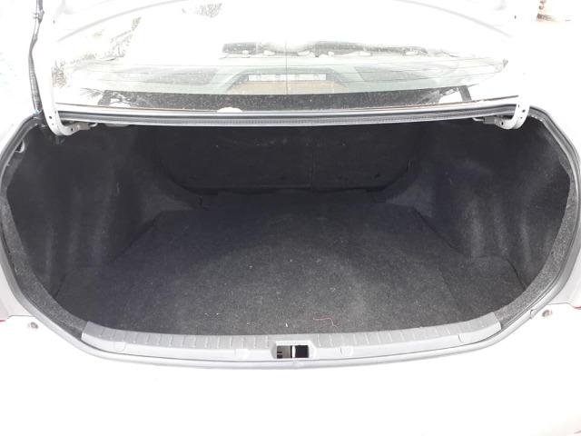 Toyota Corolla GLI ? 2010/2011 ? 1.8 FLEX - Manual - Cor Prata - 2° Dono - (Completo) - Foto 8