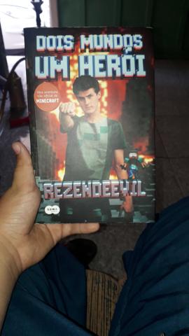 Dois mundos um heroi livro de colecionador.