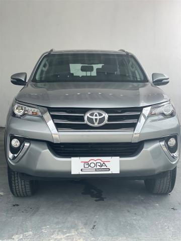 Hilux sw4 2016/2017 2.8 srx 4x4 7 lugares 16v turbo intercooler diesel 4p automático