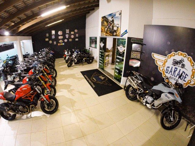 Kit Baus Givi Top case 45 Lt ( Traseiro ) e Laterais 41 Lt - Bmw R 1200 Gs Premium - Foto 11