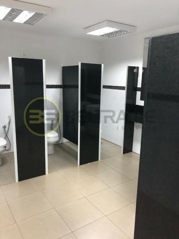 Enorme salão em local privilegiado, frente para colombo - Foto 8