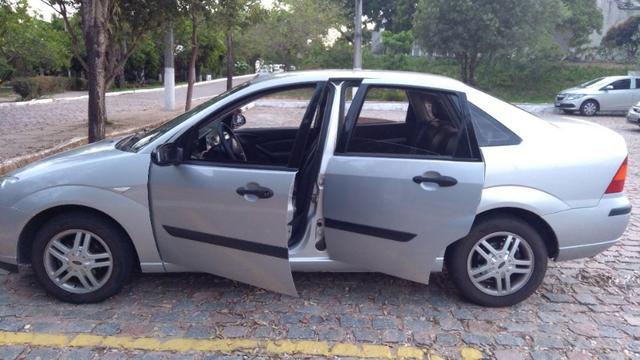 Ford Focus 2.0 Automático 2005 (Completo) - Foto 2