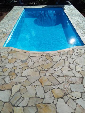 Piscina de fibra 8,00 4,00 com instalação