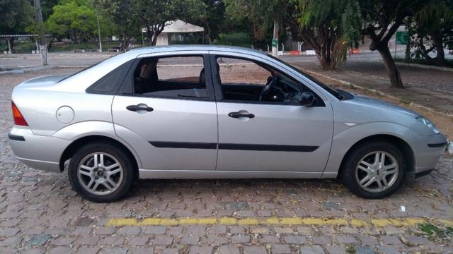 Ford Focus 2.0 Automático 2005 (Completo) - Foto 3
