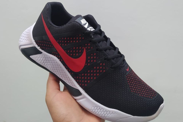 nike r 70