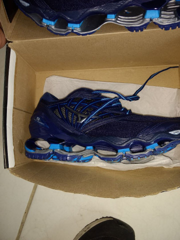 mizuno ate 200 reais