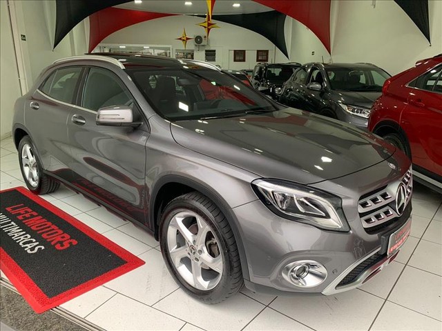 MERCEDES-BENZ GLA 200 1.6 CGI ENDURO 7G-DCT