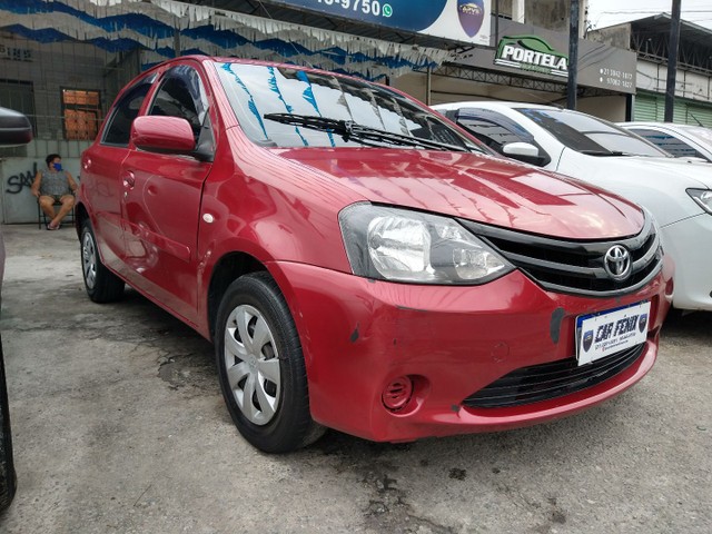 TOYOTA ETIOS X 1.3 HATCH FLEX 2013/PEQ.ENTRADA + 48X DE R$560,00