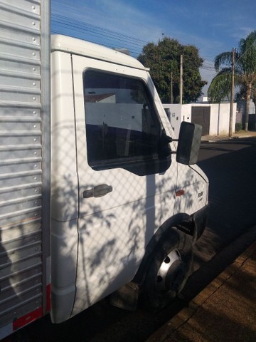 VENDE SE, IVECO DAILY 7013 CAMINHÃO