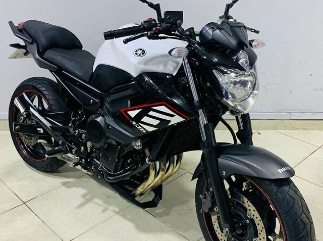 YAMAHA XJ6 N SP 2015
