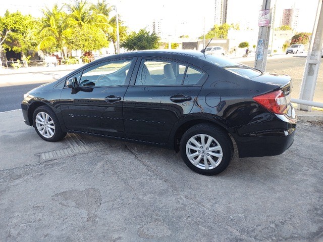 CIVIC 1.8 LXS AUTOMÁTICO 2013/2014