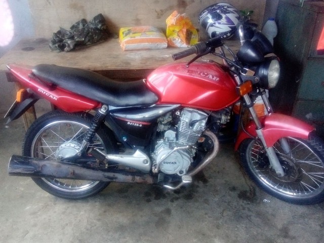 MOTO DUCAR 125 CC