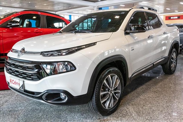 FIAT TORO 2.0 16V TURBO VOLCANO 4WD AT9
