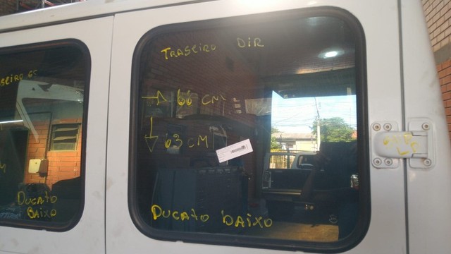 Vidro Vigia Porta Traseira Lado Direito Fiat Ducato Teto Baixo  - Foto 2