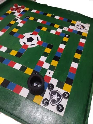 Aliado - 65x65 Jogo de Tabuleiro Acompanha Cumbuca, Peças e Dados