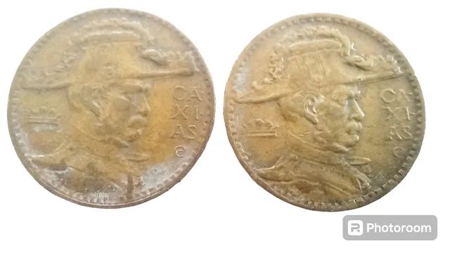Duas moedas de 2000 mil réis bronze 1938 Duque de caxias. - Foto 3