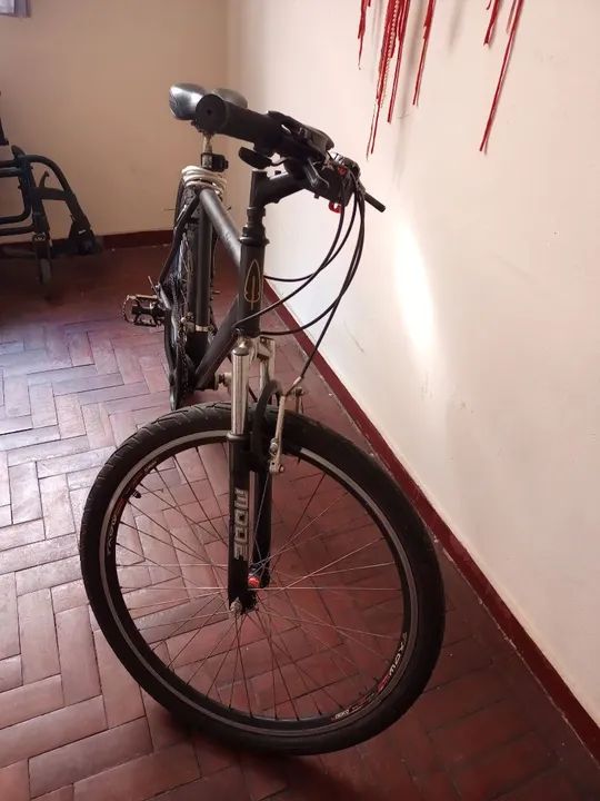 Bicicleta aro 26 - Foto 2
