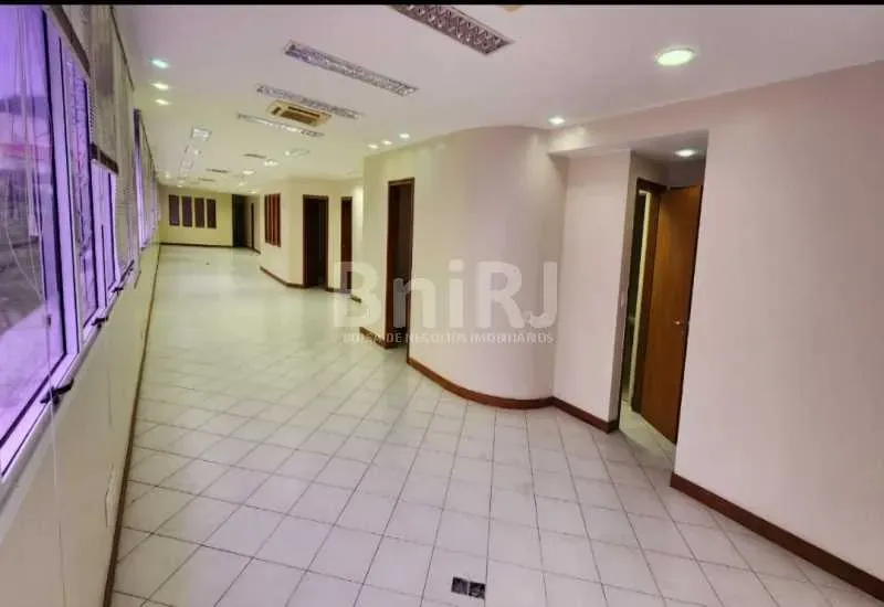 Sala 300m2 Downtown
