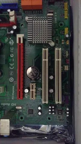 Kit Placa Mãe + Processador c/ cooler + Memórias - Foto 3