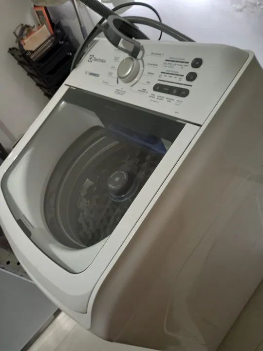 Máquina de Lavar Roupa Electrolux 15kg - Foto 3