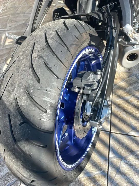 Moto MT 07 2024 - Foto 3