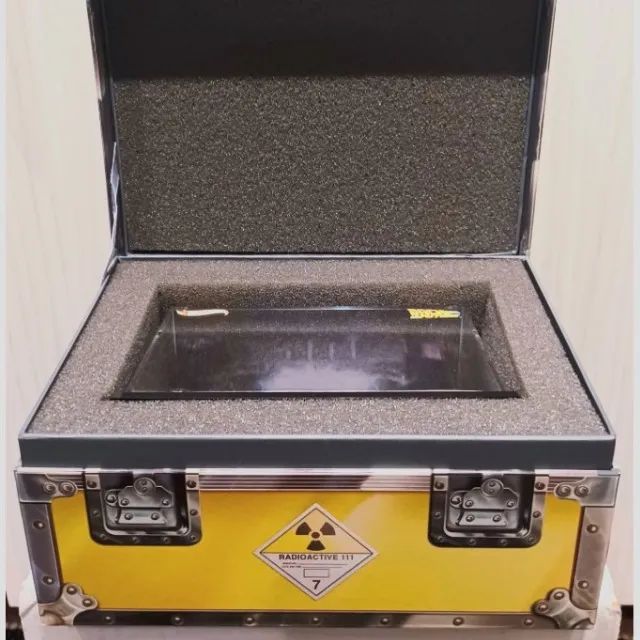 2011 Hot Wheels Sdcc Back To The Future Delorean - Foto 5