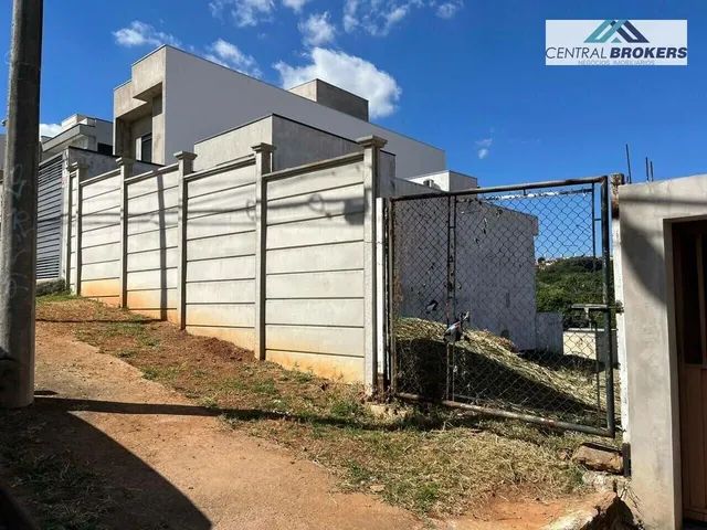 Terreno Parque Jambeiro 250mts