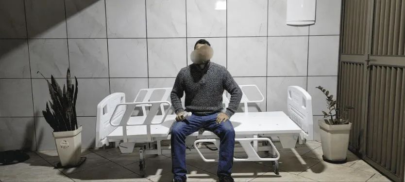Cama hospitalar motorizada 8 movimentos 