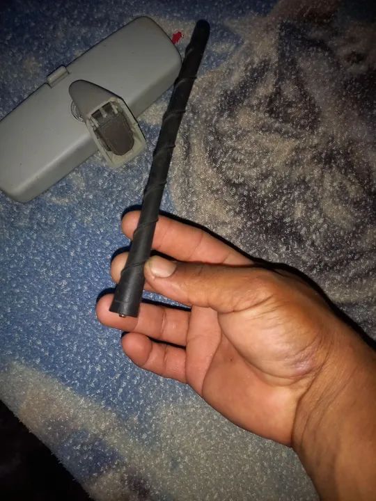 Espelho interno do Gol e Antena 