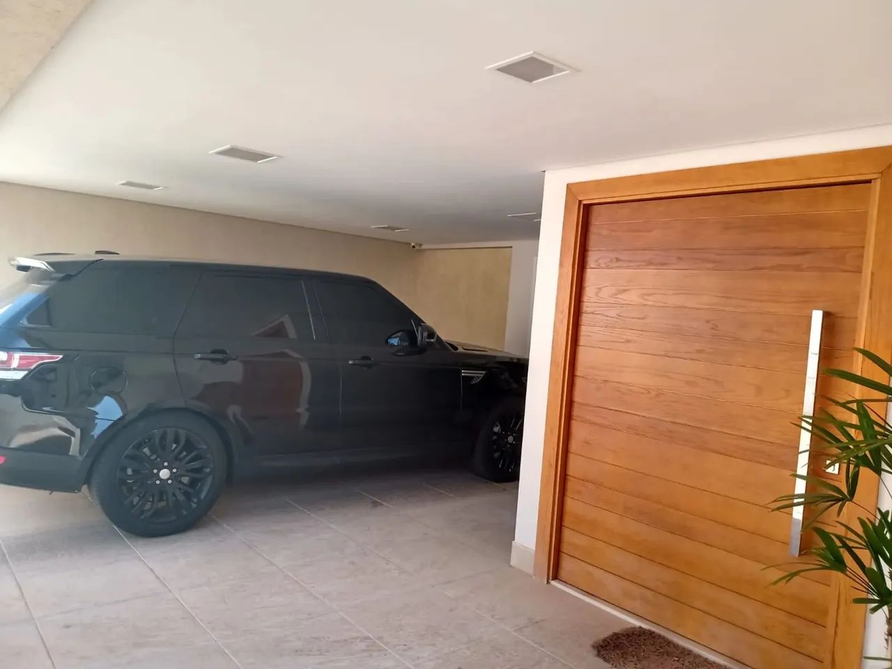 Ótima casa para aluguel, com 5 quartos sendo 5 suítes